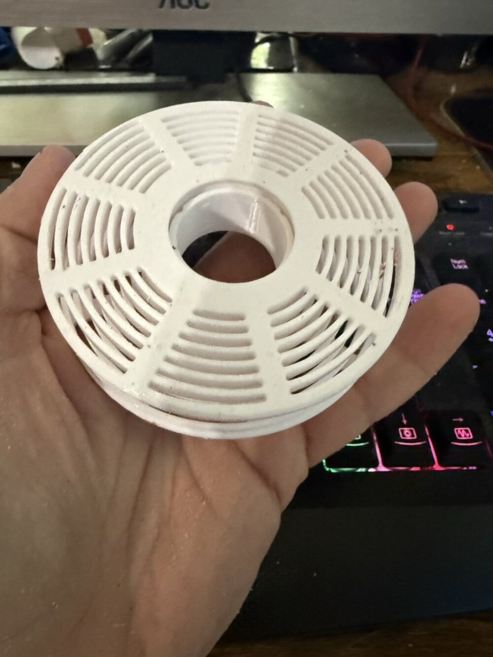 Pa-110 : A 110/16mm film development reel v2 (Paterson-fit) - 3D Printed